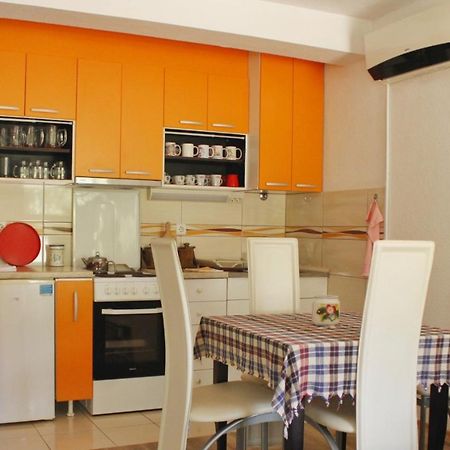 Zsh Apartment Ohrid Bagian luar foto